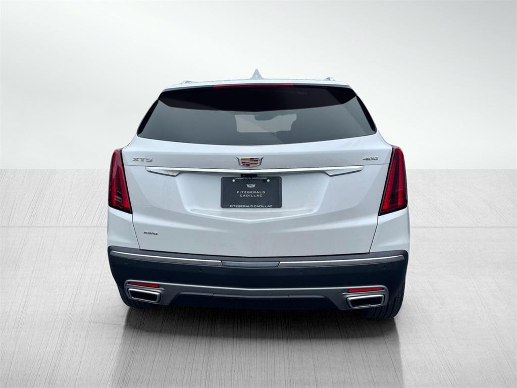 new 2025 Cadillac XT5 car, priced at $62,860
