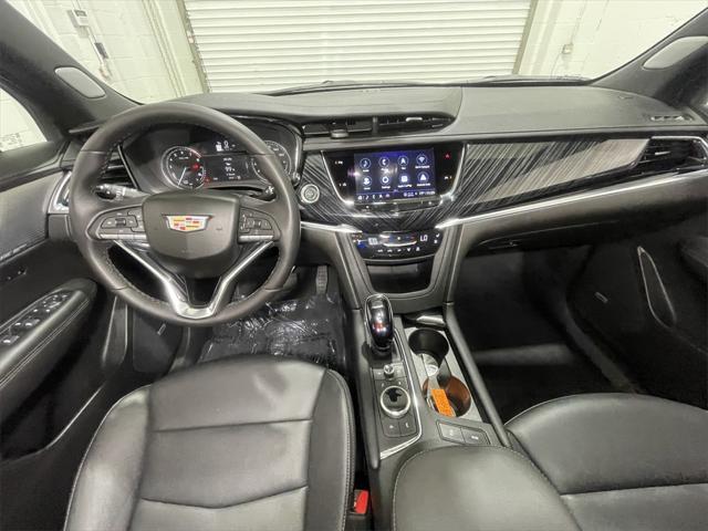 new 2024 Cadillac XT6 car, priced at $50,999