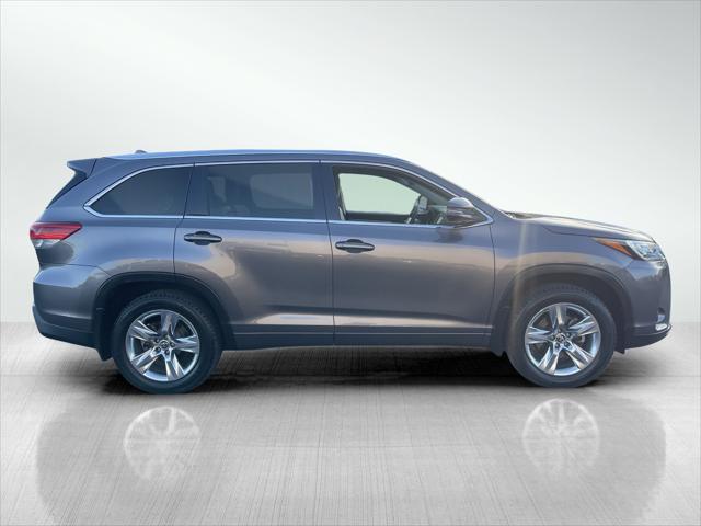 used 2019 Toyota Highlander car, priced at $31,990