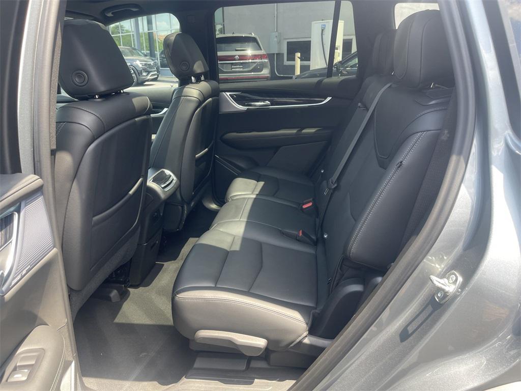 used 2024 Cadillac XT6 car, priced at $42,491