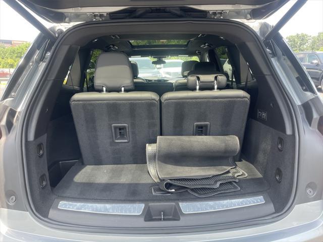 used 2024 Cadillac XT6 car, priced at $43,490