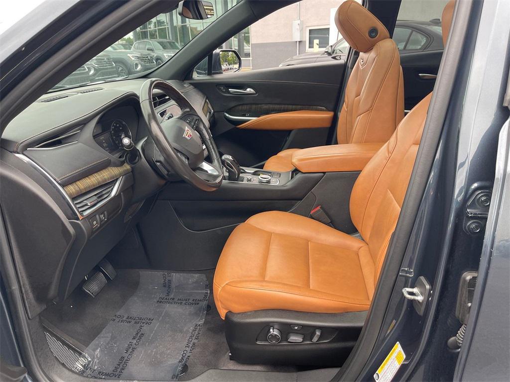 used 2019 Cadillac XT4 car, priced at $19,990