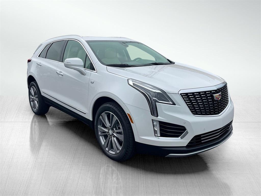 new 2025 Cadillac XT5 car, priced at $57,515