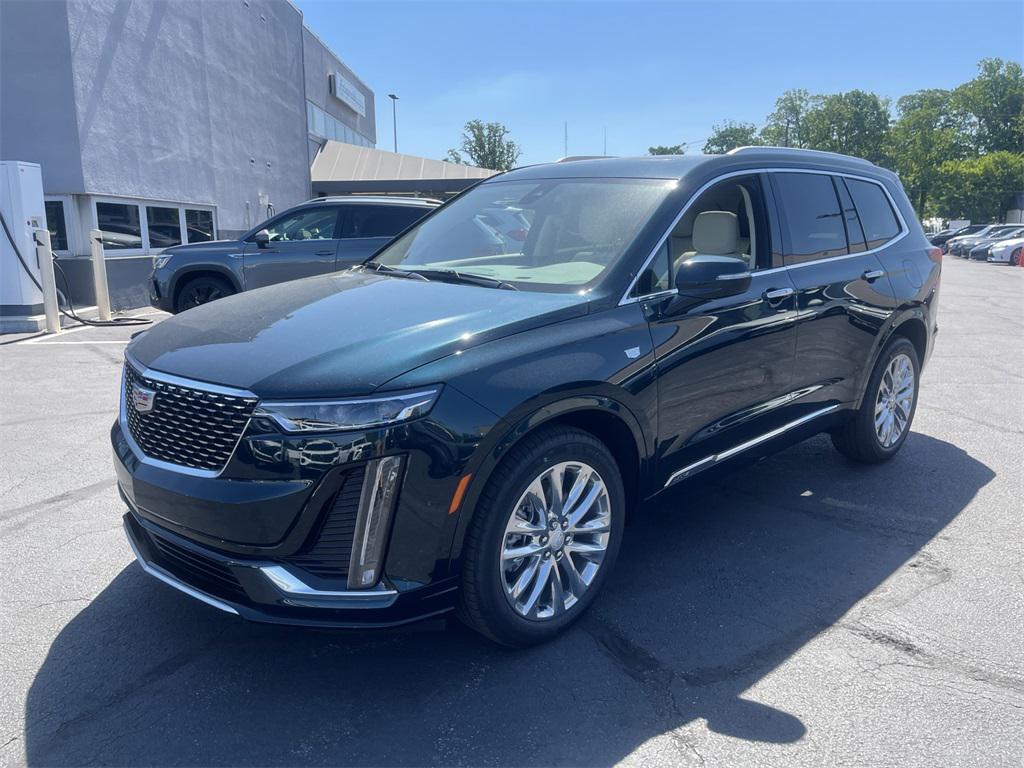new 2025 Cadillac XT6 car, priced at $60,015