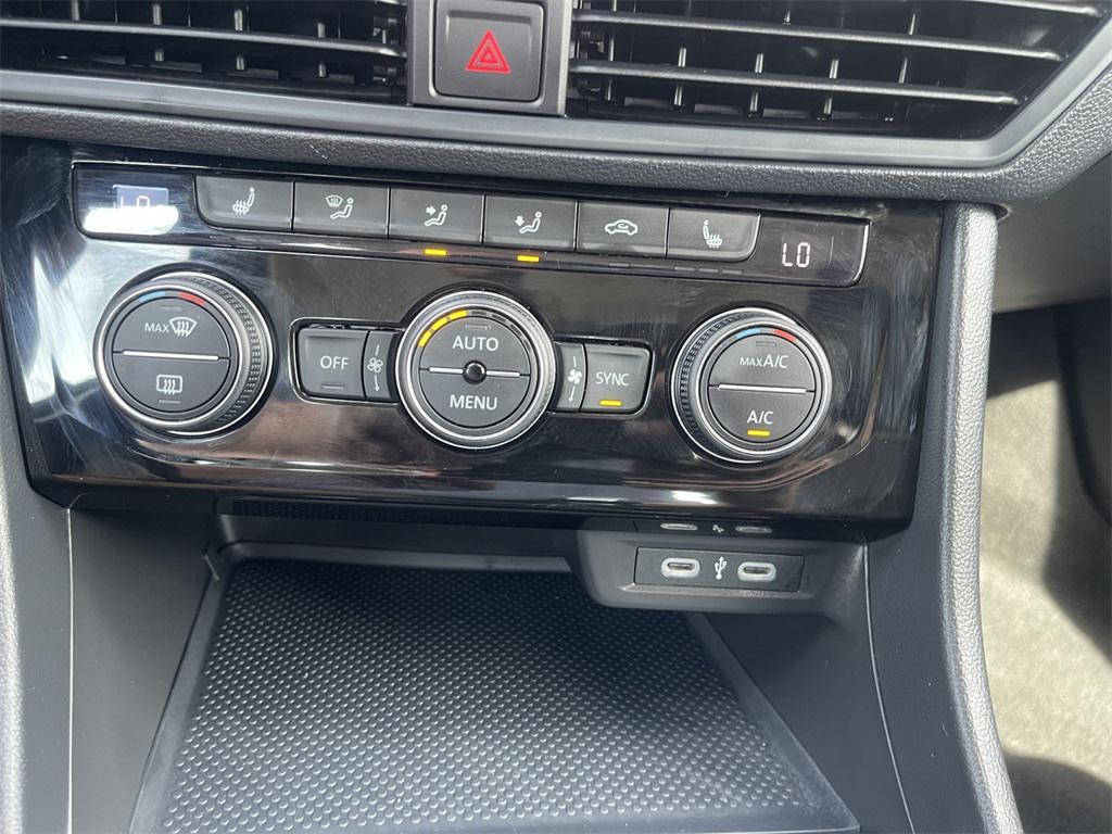 used 2024 Volkswagen Jetta car, priced at $22,990