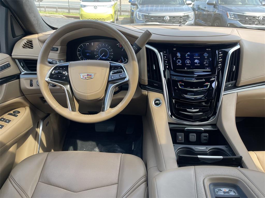 used 2020 Cadillac Escalade car, priced at $38,991