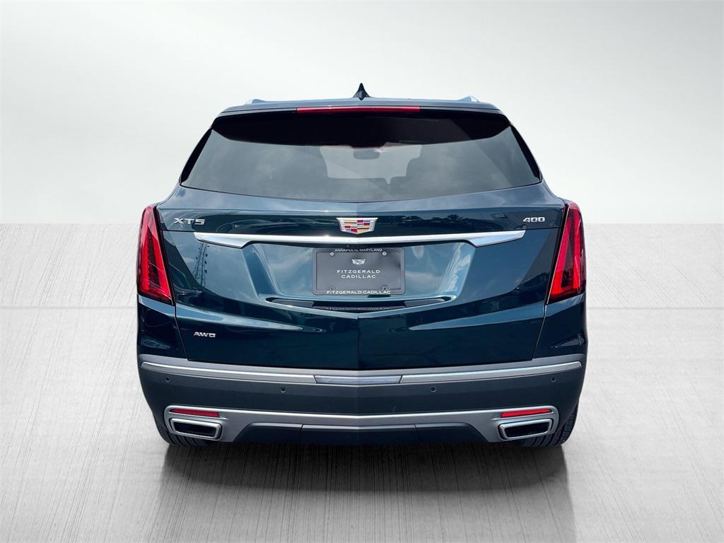 new 2025 Cadillac XT5 car, priced at $61,010