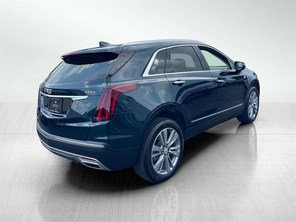 new 2025 Cadillac XT5 car, priced at $49,999