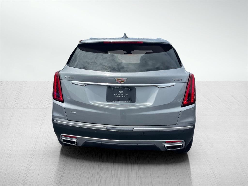 new 2025 Cadillac XT5 car, priced at $53,690
