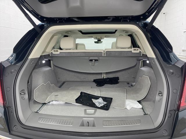 new 2025 Cadillac XT5 car, priced at $58,390