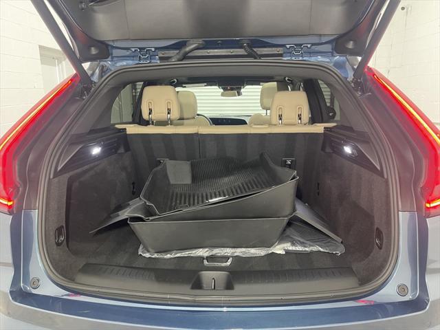 new 2024 Cadillac XT4 car, priced at $39,999