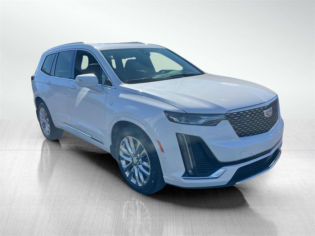 used 2024 Cadillac XT6 car, priced at $46,991