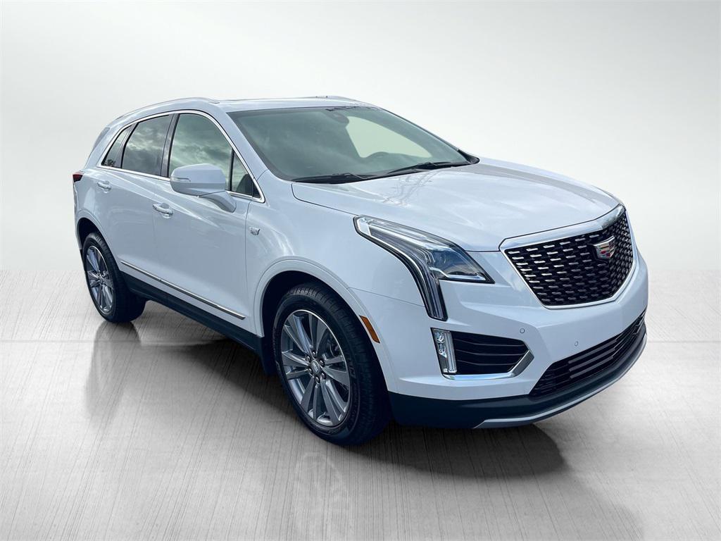 new 2025 Cadillac XT5 car, priced at $55,935