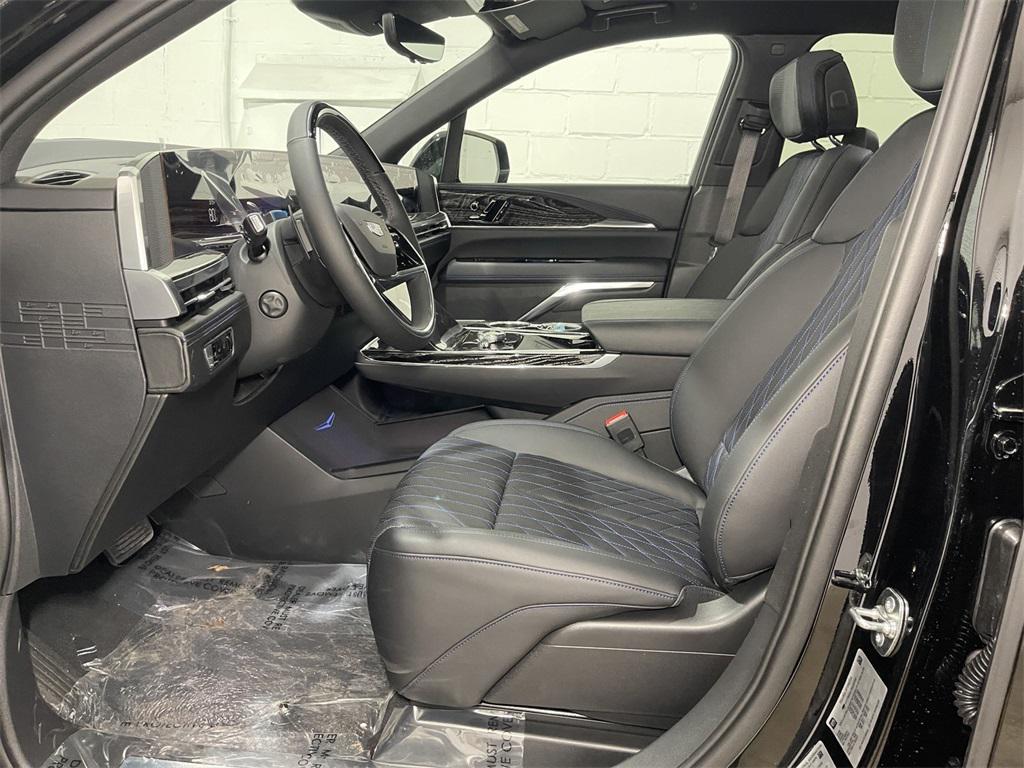 new 2025 Cadillac Escalade IQ car, priced at $130,011
