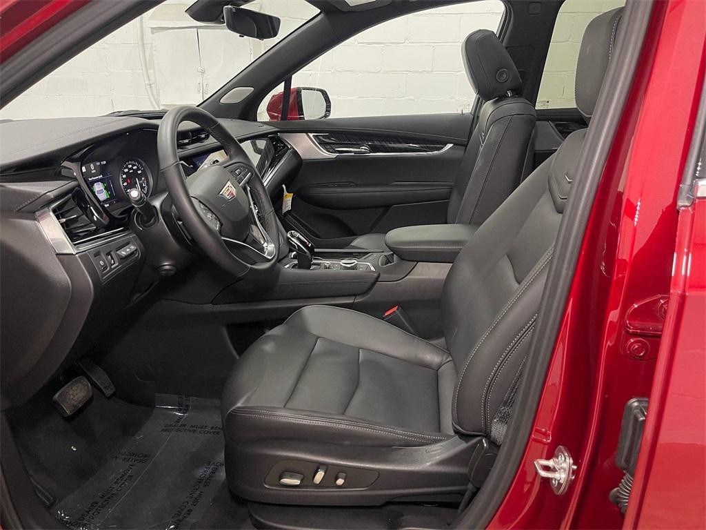 new 2025 Cadillac XT6 car, priced at $56,749