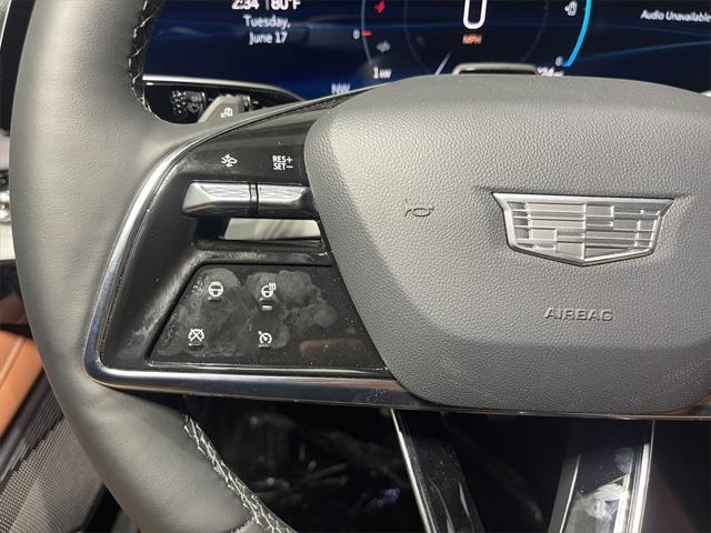 new 2025 Cadillac OPTIQ car, priced at $58,915