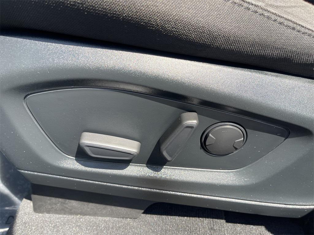 used 2022 Ford Explorer car, priced at $28,992