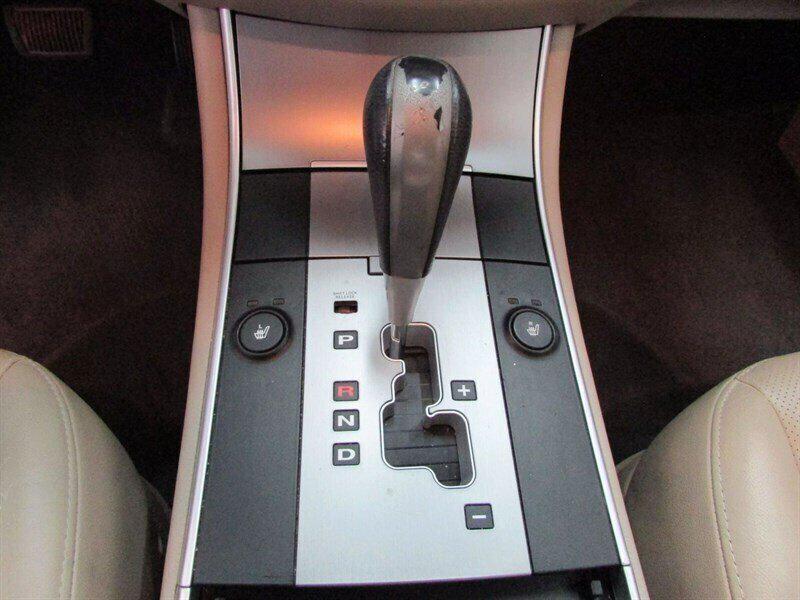used 2010 Hyundai Veracruz car, priced at $6,000