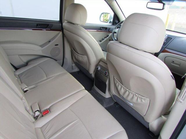 used 2010 Hyundai Veracruz car, priced at $6,850