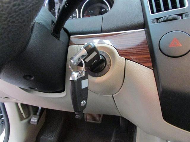 used 2010 Hyundai Veracruz car, priced at $6,850