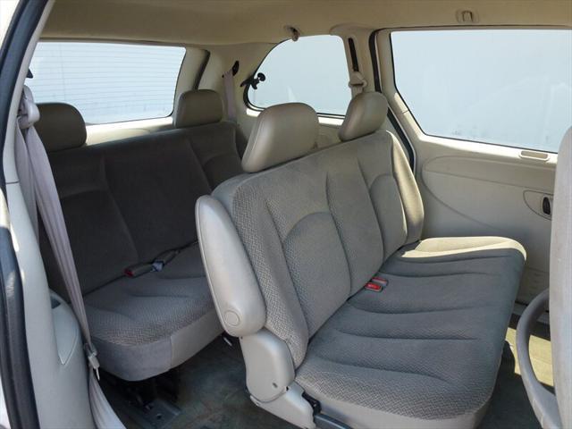 used 2005 Dodge Caravan car, priced at $4,500