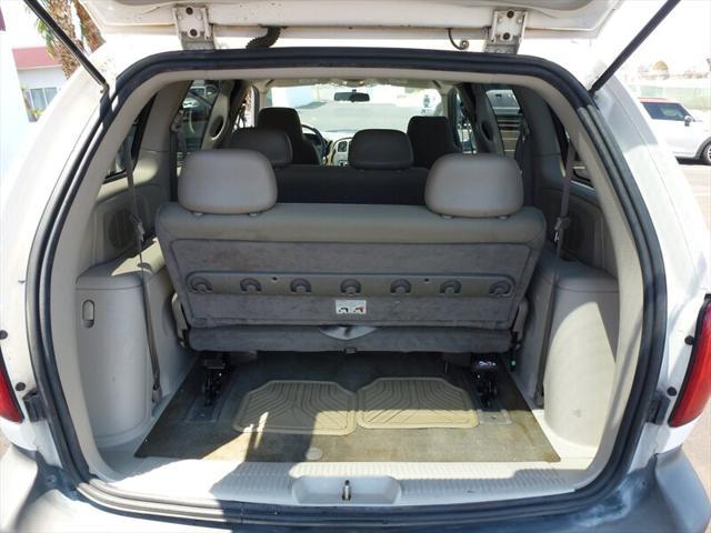used 2005 Dodge Caravan car, priced at $4,500