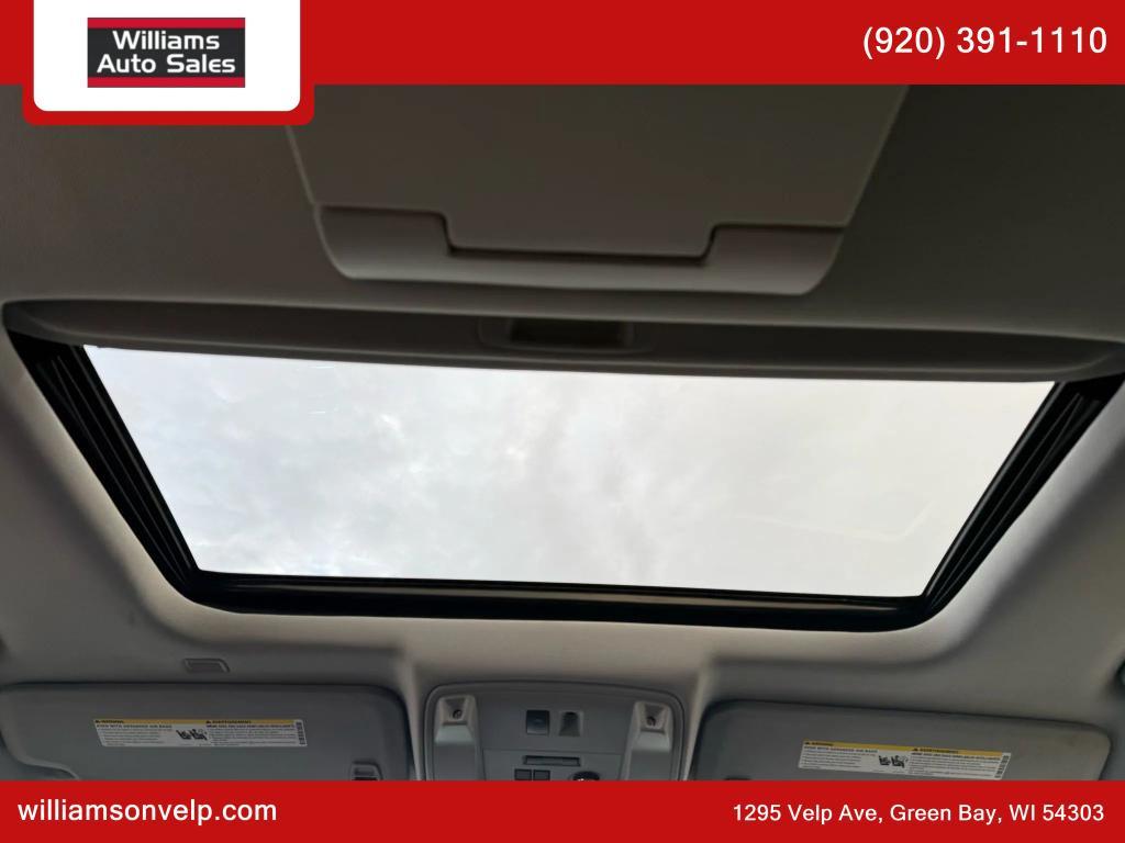 used 2019 GMC Yukon XL car, priced at $37,999