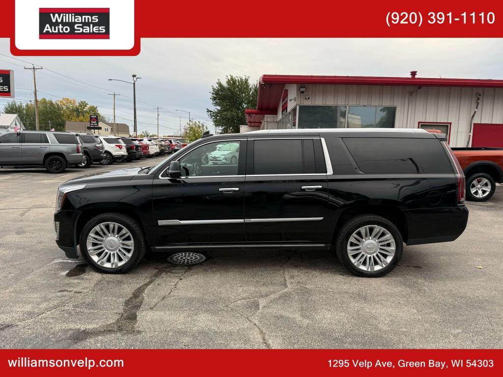 used 2020 Cadillac Escalade ESV car, priced at $41,999