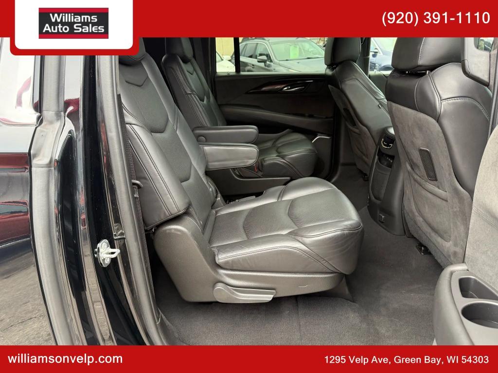 used 2020 Cadillac Escalade ESV car, priced at $41,999