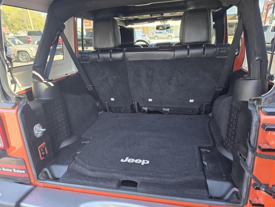 used 2015 Jeep Wrangler Unlimited car, priced at $14,999