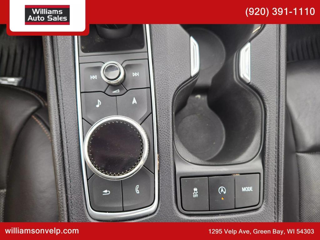 used 2019 Cadillac XT4 car, priced at $17,999