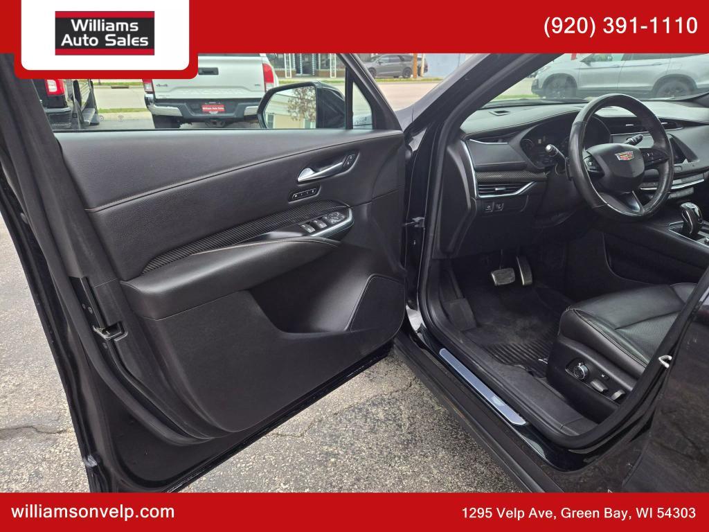 used 2019 Cadillac XT4 car, priced at $17,999