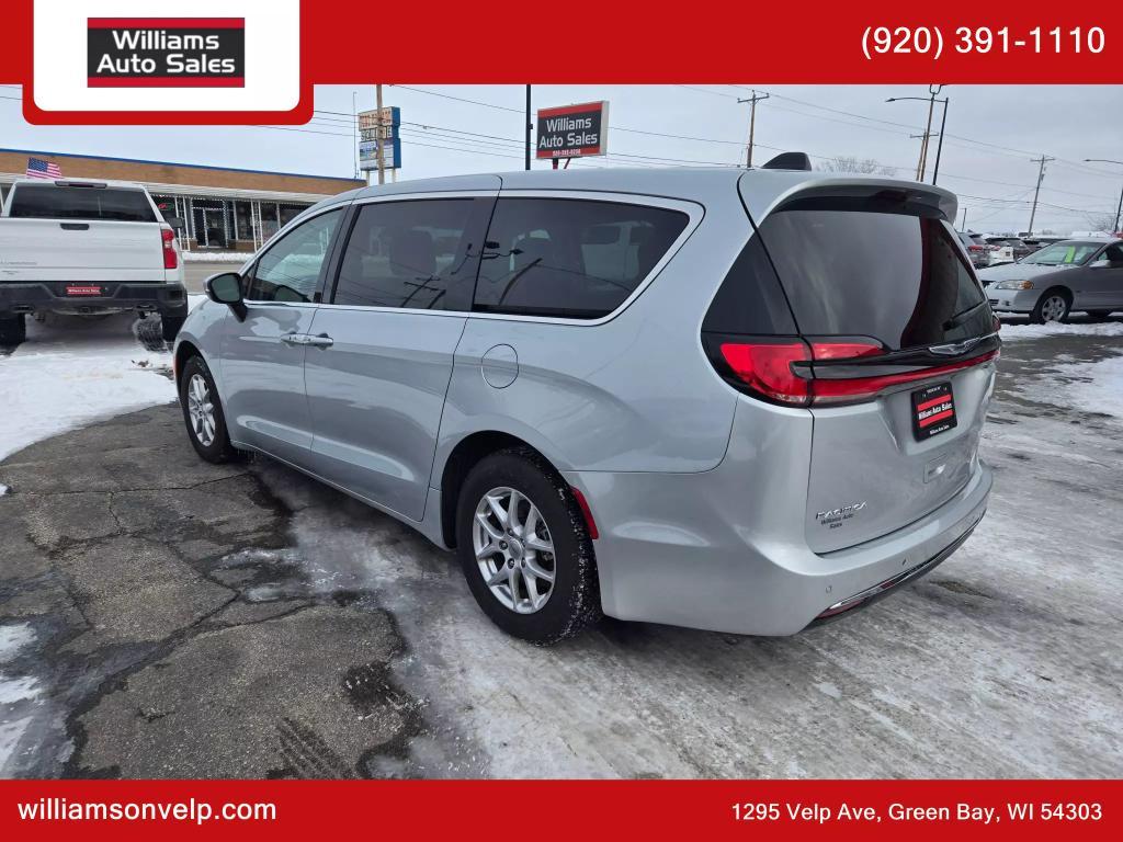 used 2023 Chrysler Pacifica car, priced at $27,499