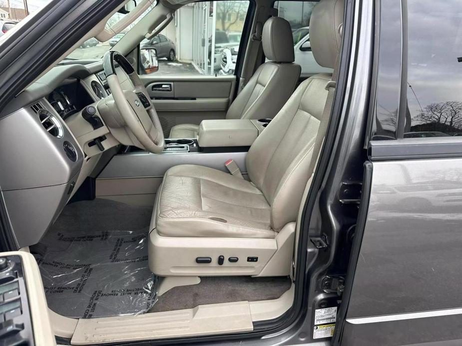 used 2013 Ford Expedition car, priced at $8,999