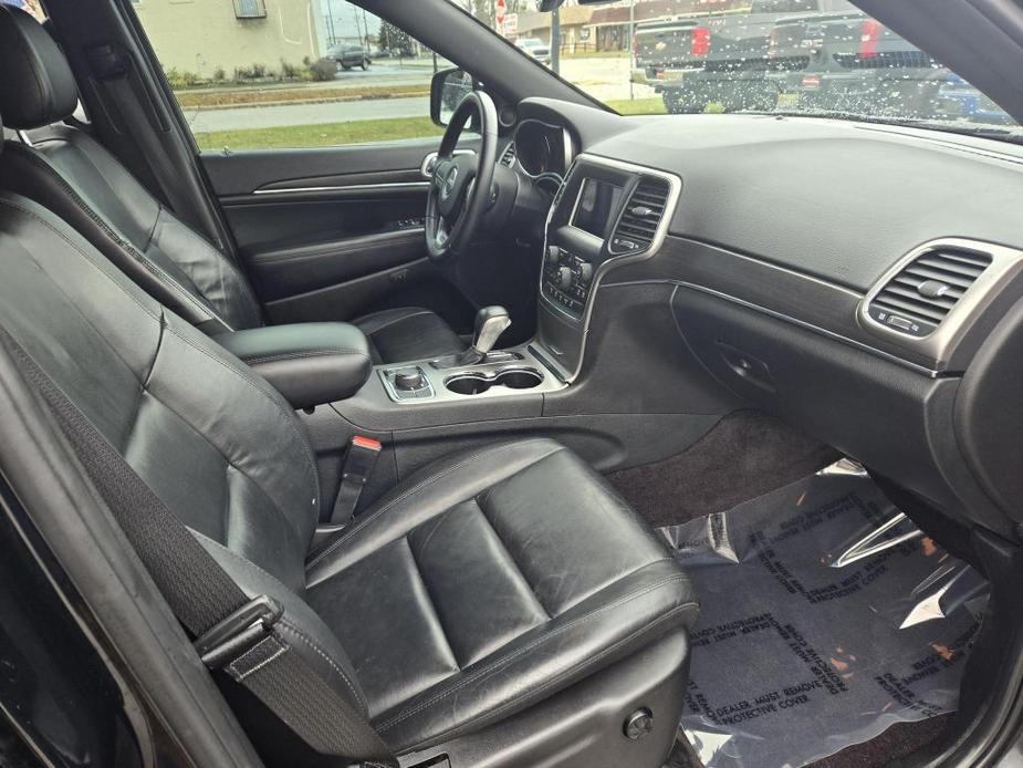 used 2018 Jeep Grand Cherokee car, priced at $19,999