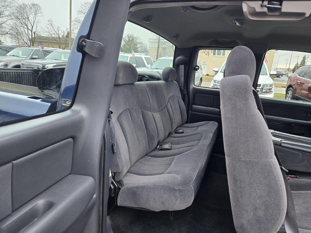 used 2002 Chevrolet Silverado 1500 car, priced at $2,499