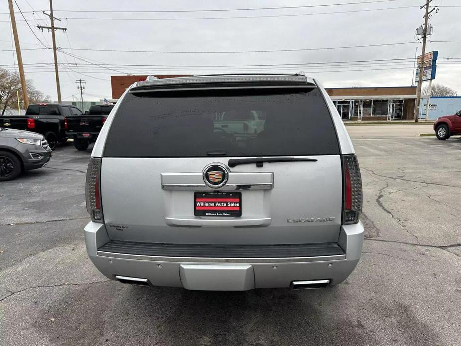 used 2013 Cadillac Escalade car, priced at $14,999