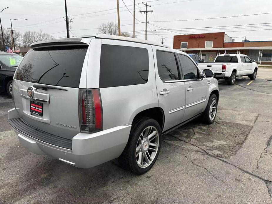 used 2013 Cadillac Escalade car, priced at $14,999