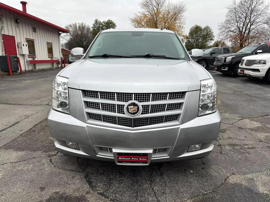 used 2013 Cadillac Escalade car, priced at $14,999