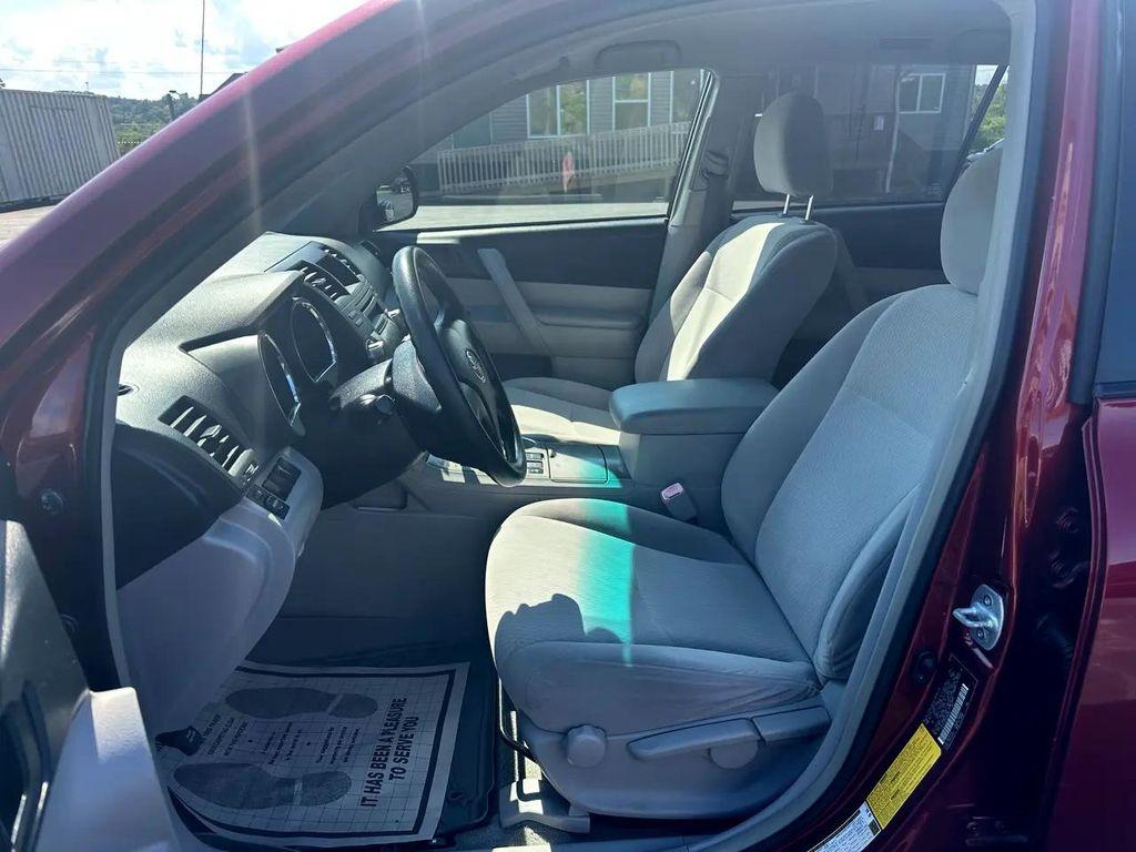 used 2008 Toyota Highlander car, priced at $9,500