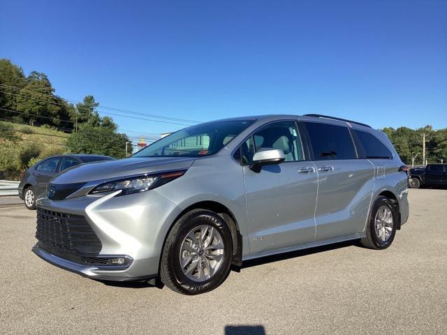 used 2021 Toyota Sienna car, priced at $39,990