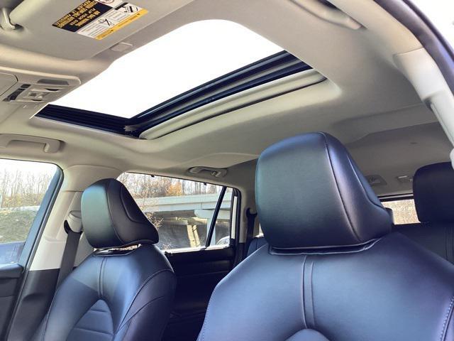 used 2023 Toyota Highlander car, priced at $36,990