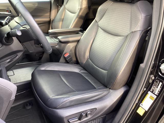 used 2023 Toyota Sienna car, priced at $44,990