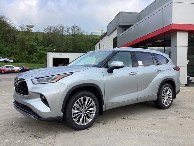 new 2025 Toyota Highlander Hybrid car, priced at $57,646