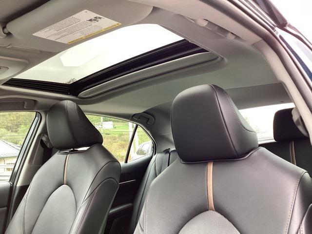 used 2020 Toyota Camry Hybrid car, priced at $26,490