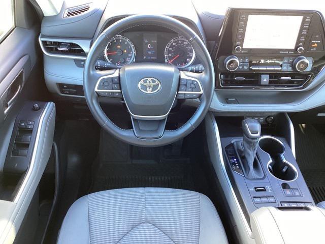 used 2022 Toyota Highlander car, priced at $28,990