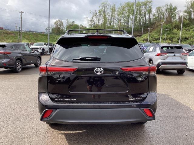 used 2021 Toyota Highlander car, priced at $32,990