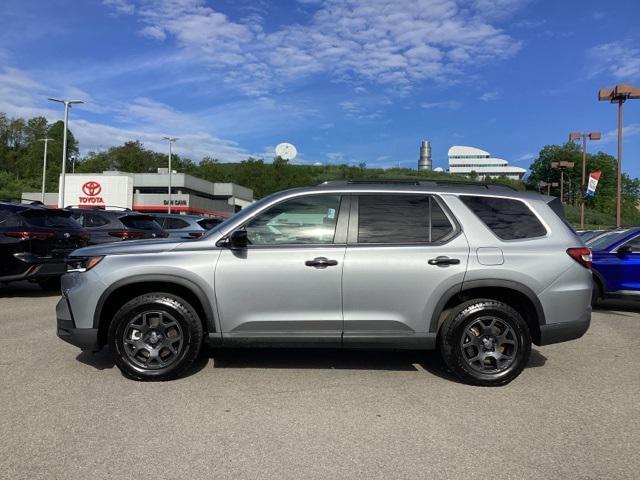 used 2025 Honda Pilot car, priced at $44,990