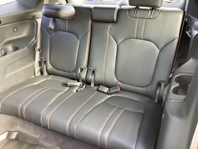 used 2025 Honda Pilot car, priced at $44,990
