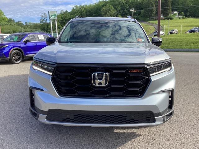 used 2025 Honda Pilot car, priced at $44,990